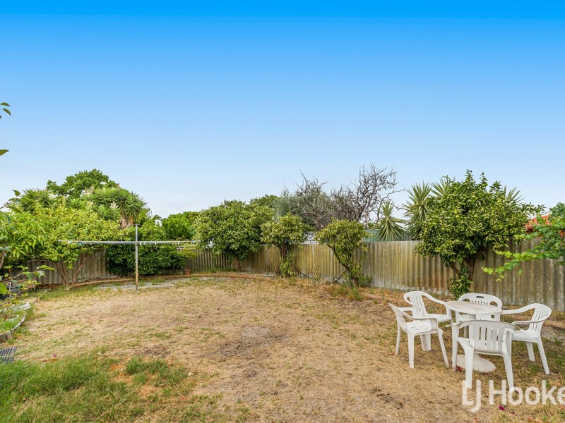 160 Berehaven Avenue, Thornlie WA 6108