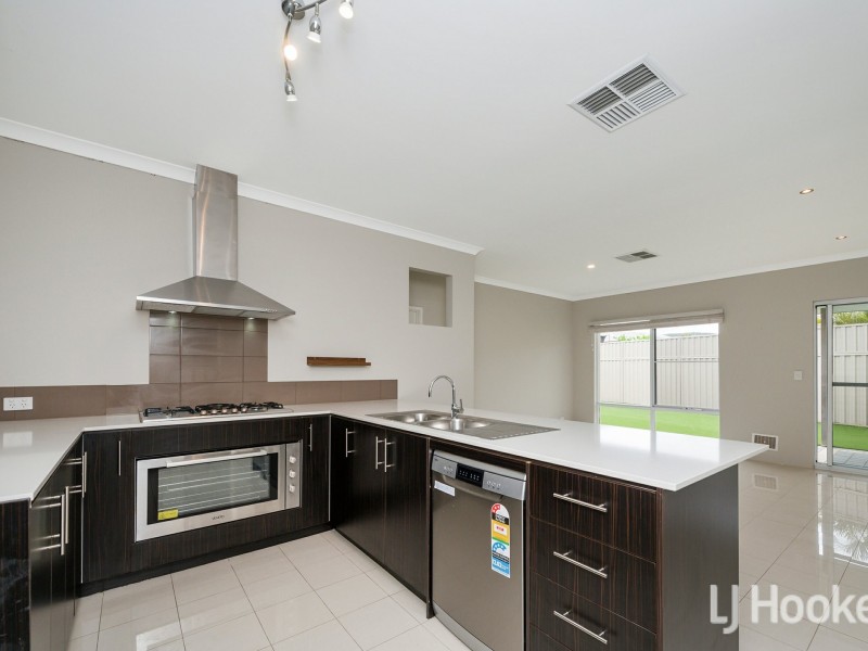 19 Banjong Street, Martin WA 6110