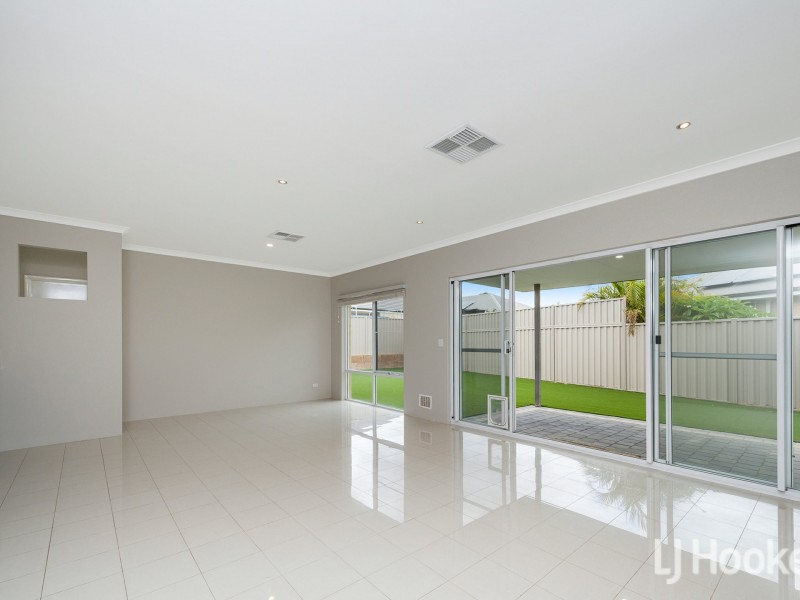 19 Banjong Street, Martin WA 6110