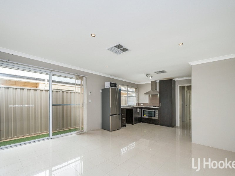 19 Banjong Street, Martin WA 6110