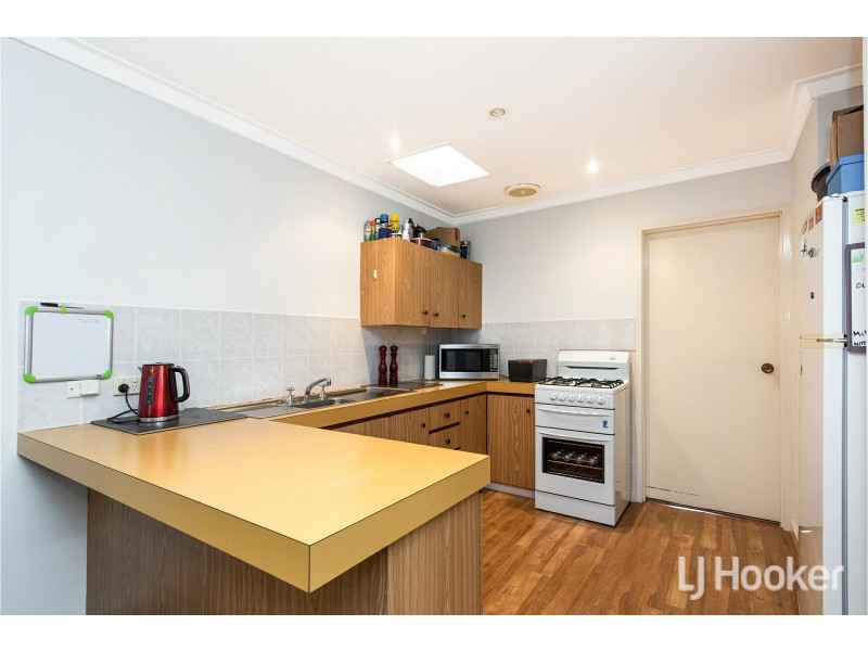 10/99 Seventh Road, Armadale WA 6112