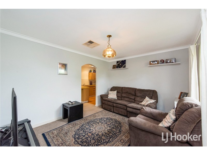 10/99 Seventh Road, Armadale WA 6112