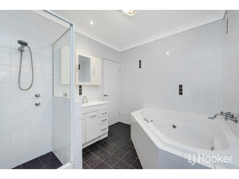 9 Kinlock Avenue, Ferndale WA 6148