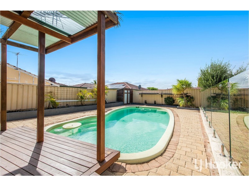 26 Bullfinch Street, Huntingdale WA 6110