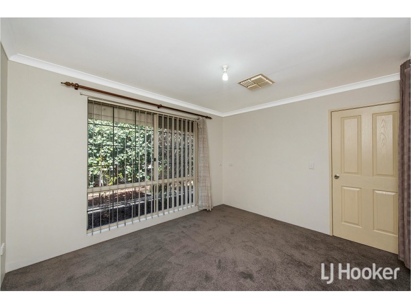 26 Bullfinch Street, Huntingdale WA 6110