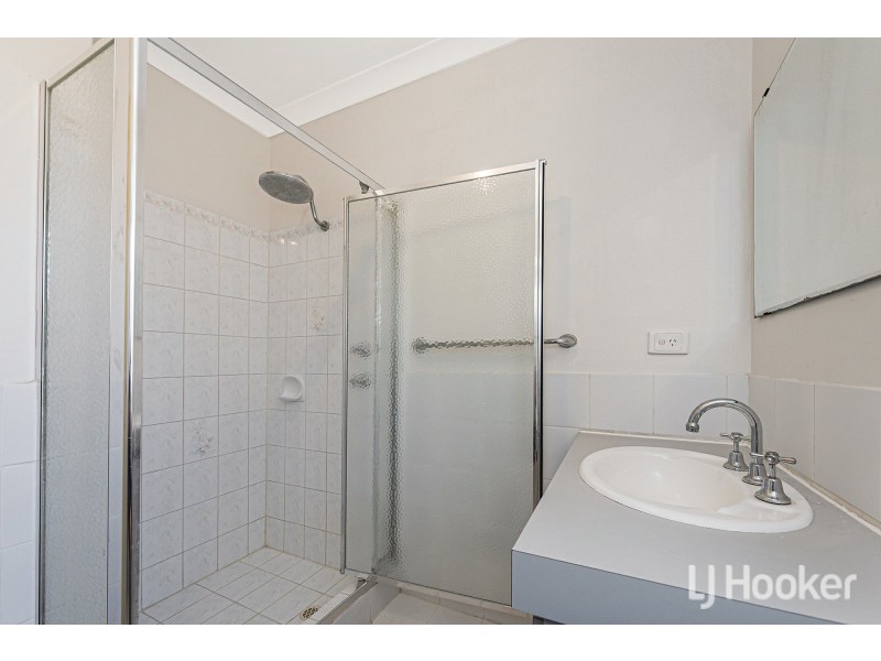 26 Bullfinch Street, Huntingdale WA 6110