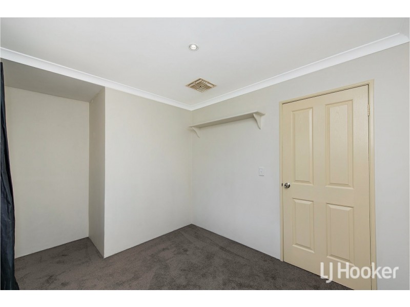 26 Bullfinch Street, Huntingdale WA 6110