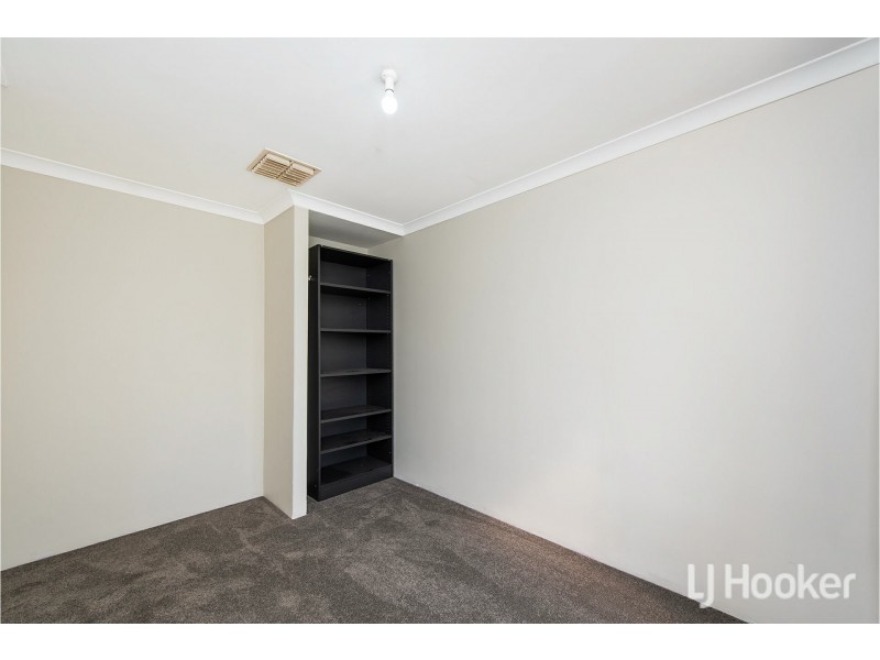 26 Bullfinch Street, Huntingdale WA 6110