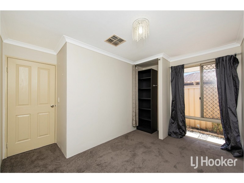 26 Bullfinch Street, Huntingdale WA 6110