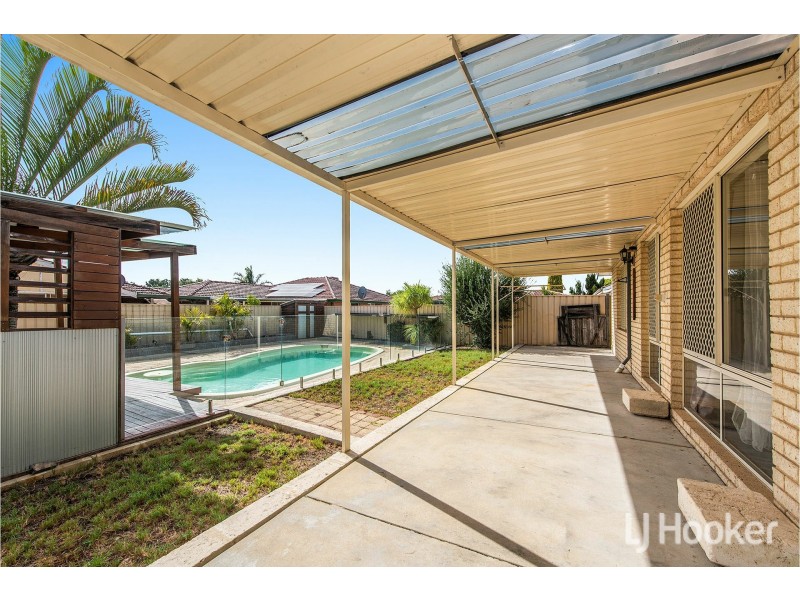 26 Bullfinch Street, Huntingdale WA 6110