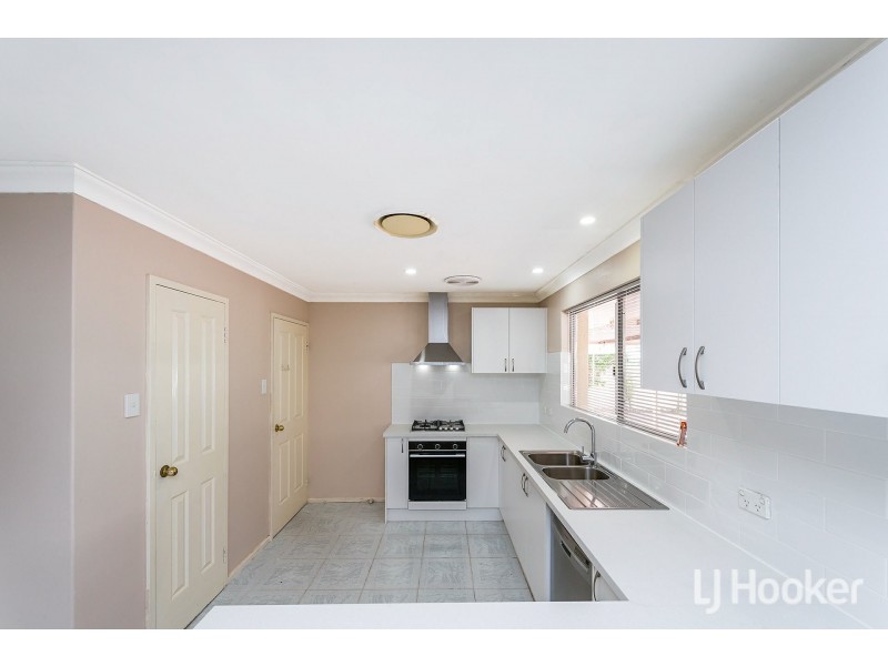 12 Shelburn Road, Thornlie WA 6108