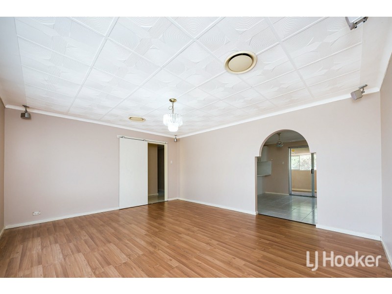 12 Shelburn Road, Thornlie WA 6108