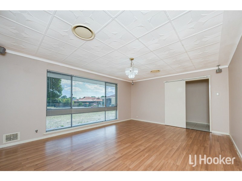 12 Shelburn Road, Thornlie WA 6108