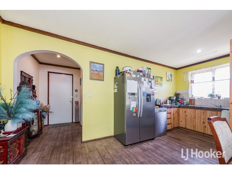 24 Biddenden Street, Thornlie WA 6108