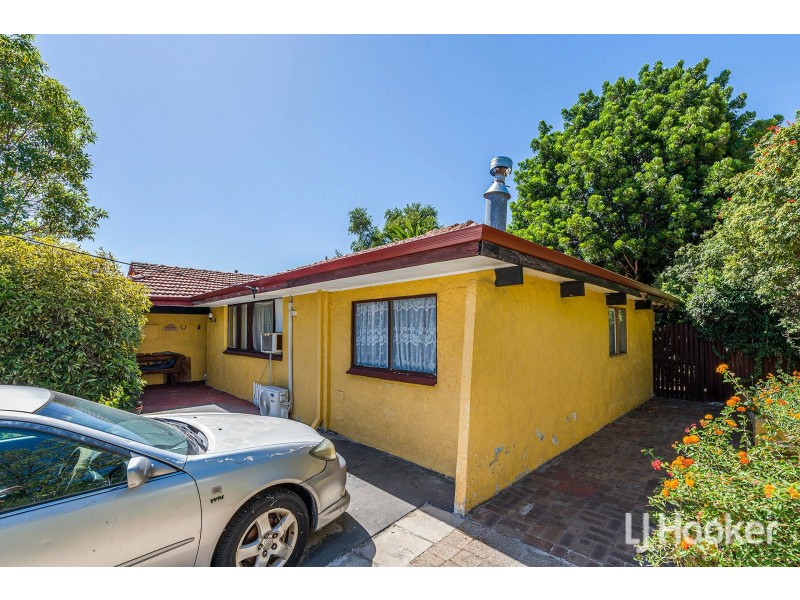 24 Biddenden Street, Thornlie WA 6108