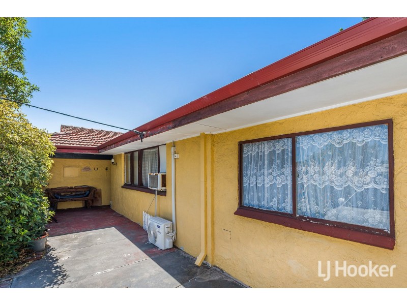 24 Biddenden Street, Thornlie WA 6108