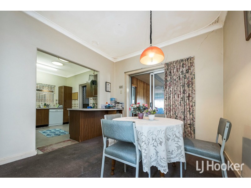 83 Thornlie Avenue, Thornlie WA 6108