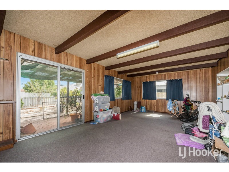 83 Thornlie Avenue, Thornlie WA 6108