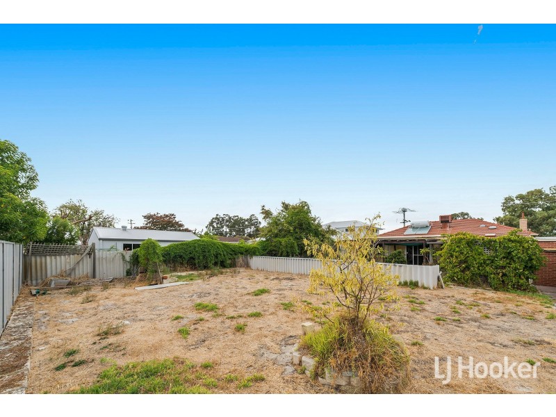 83 Thornlie Avenue, Thornlie WA 6108