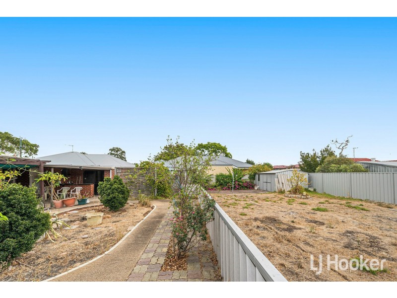 83 Thornlie Avenue, Thornlie WA 6108