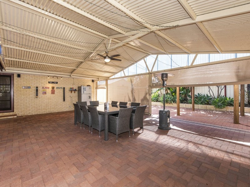 13 Autumn Crescent, Thornlie WA 6108