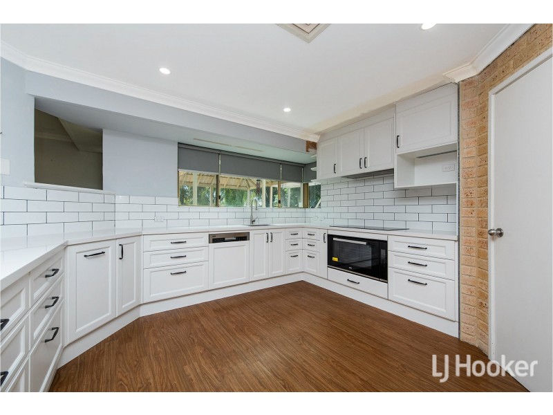 19 Regency Drive, Thornlie WA 6108