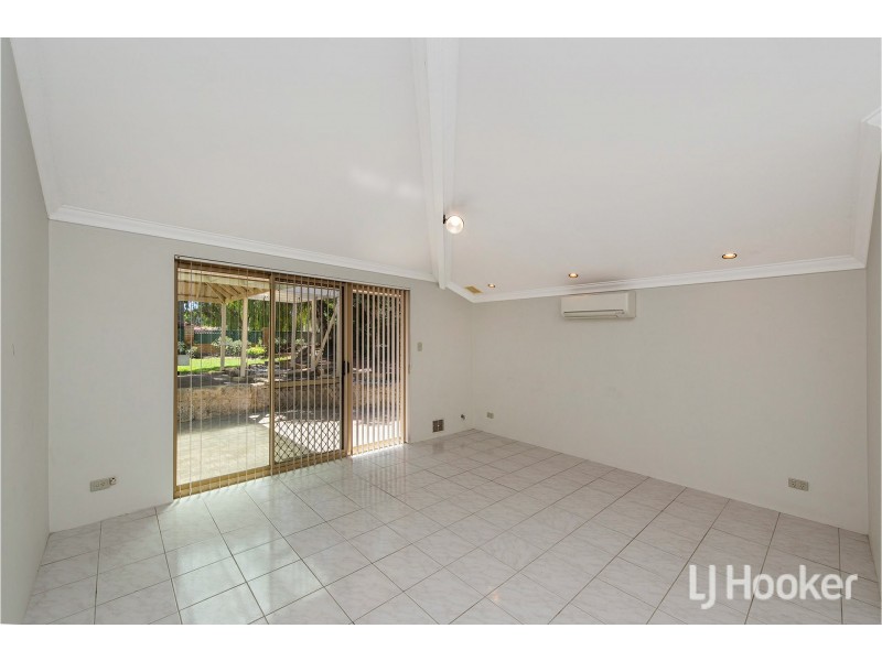 19 Regency Drive, Thornlie WA 6108