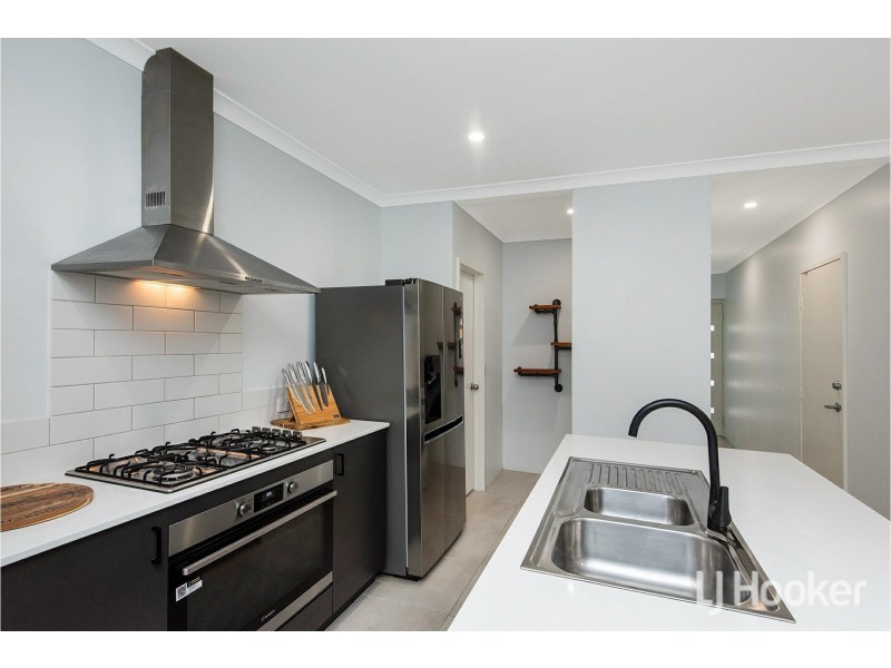 80 Dundatha Drive, Byford WA 6122
