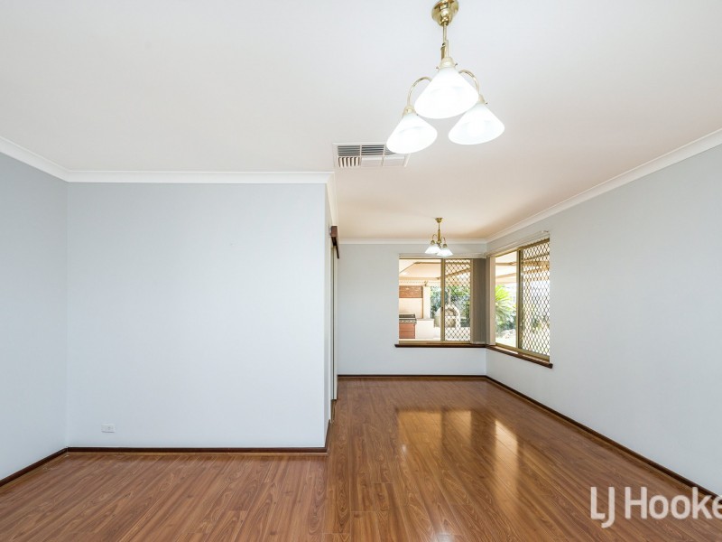 25 Challenger Drive, Thornlie WA 6108