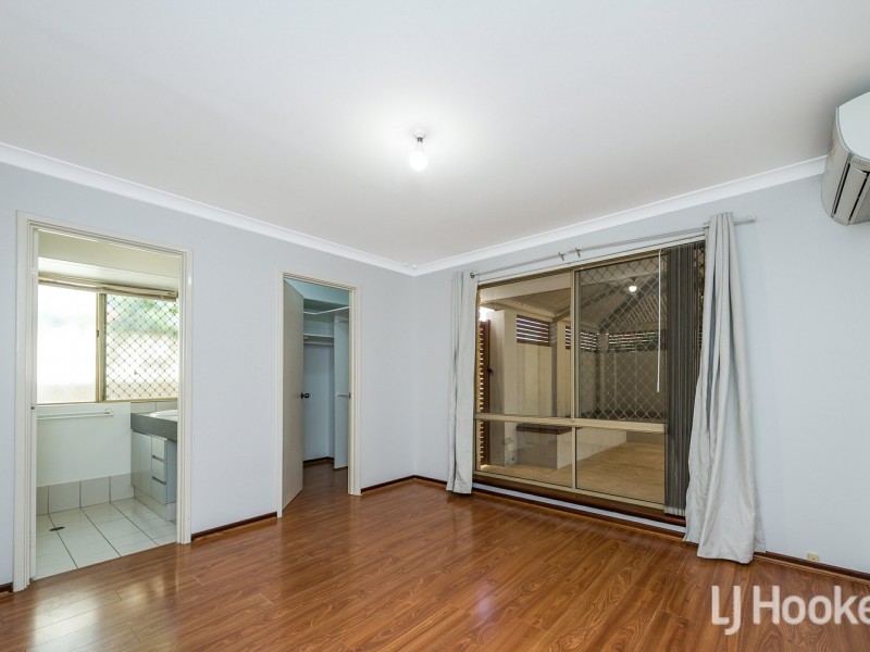 25 Challenger Drive, Thornlie WA 6108