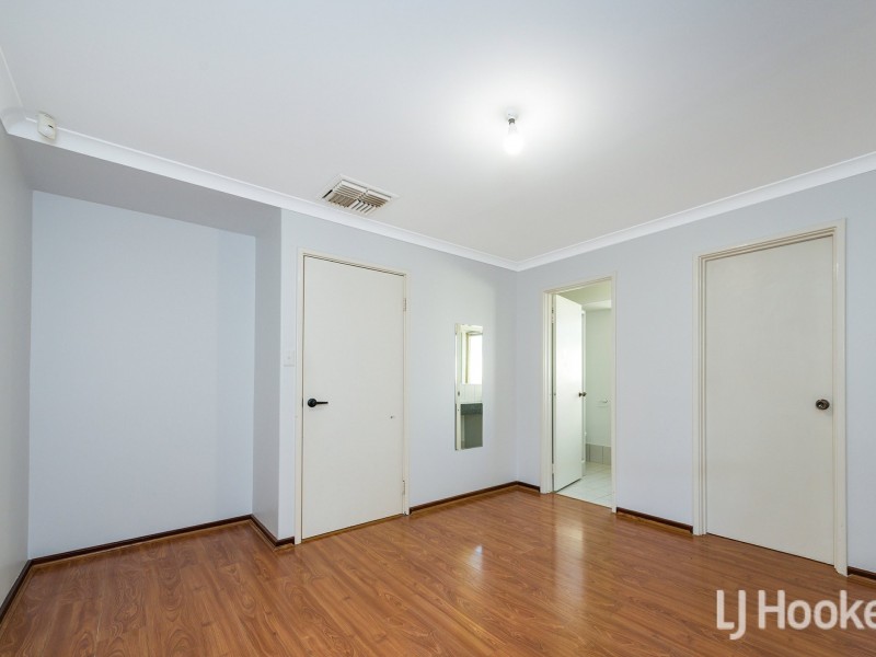 25 Challenger Drive, Thornlie WA 6108