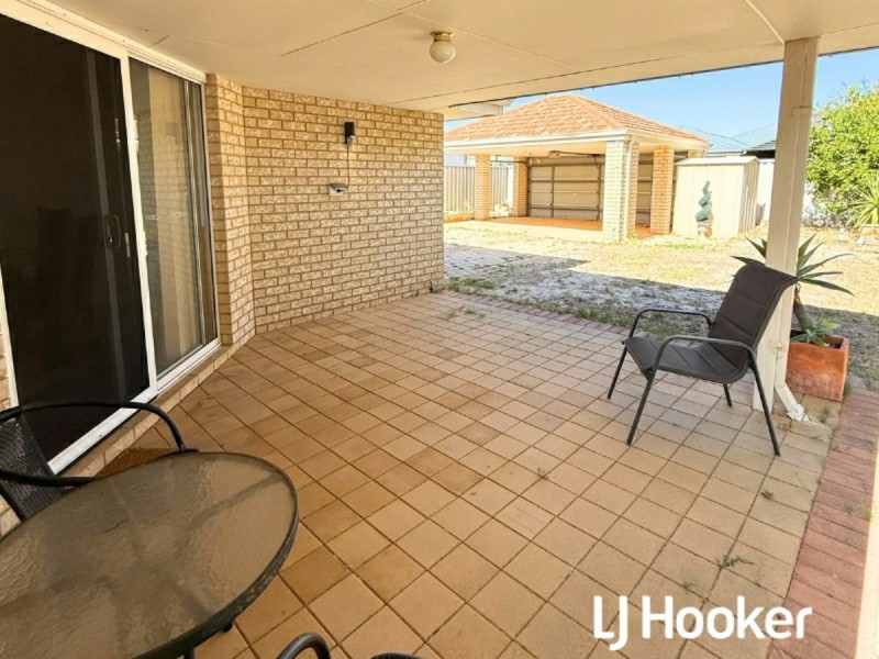 2 Laredo Bend, Port Kennedy WA 6172