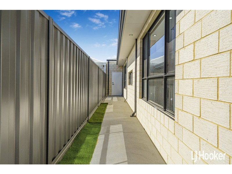 64 Byfield Road, Southern River WA 6110