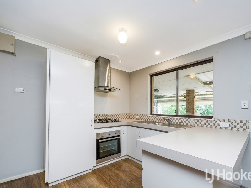 21 Reveley Close, Seville Grove WA 6112