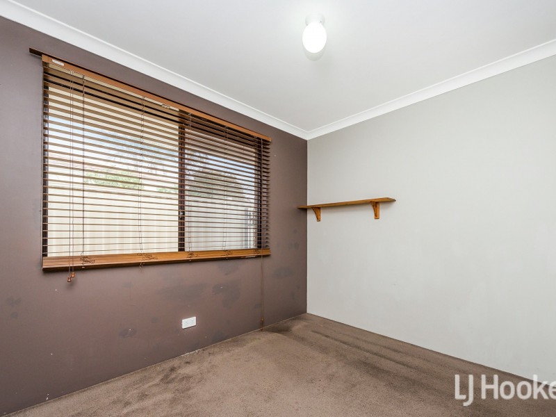 21 Reveley Close, Seville Grove WA 6112