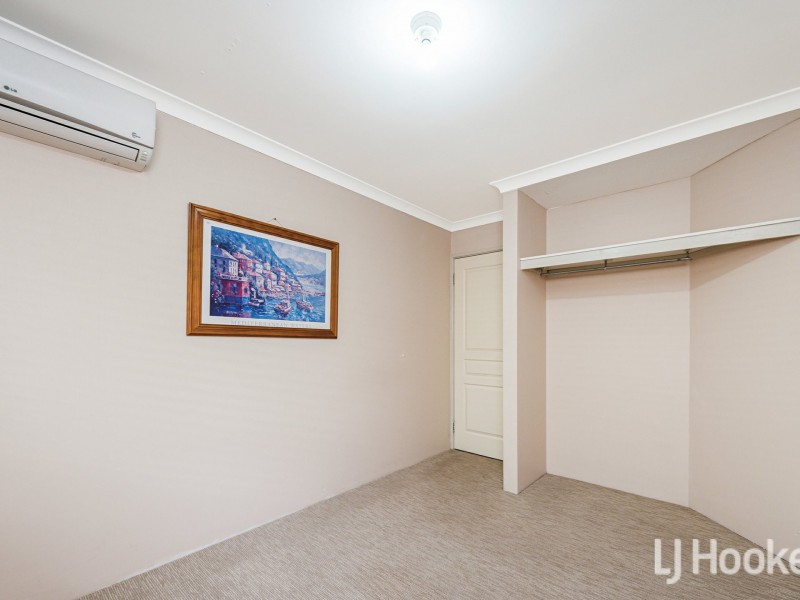 21 Reveley Close, Seville Grove WA 6112