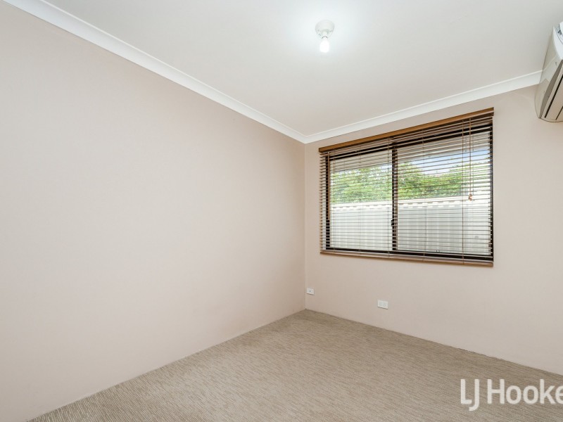 21 Reveley Close, Seville Grove WA 6112