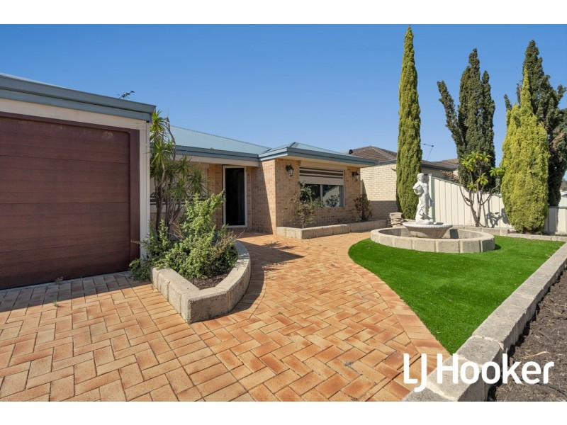 17 Edinburgh Road, Seville Grove WA 6112