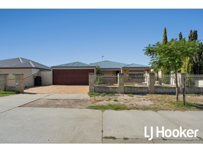 17 Edinburgh Road, Seville Grove WA 6112