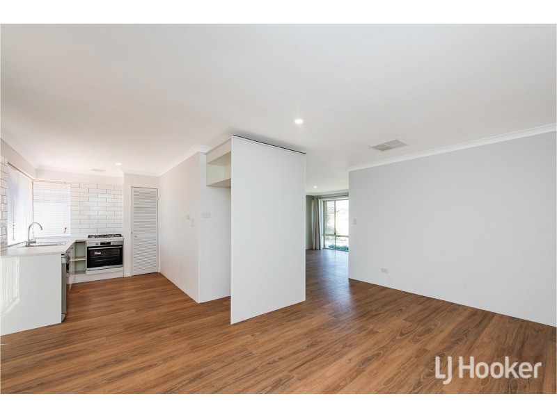 18 Phoenix Drive, Kenwick WA 6107