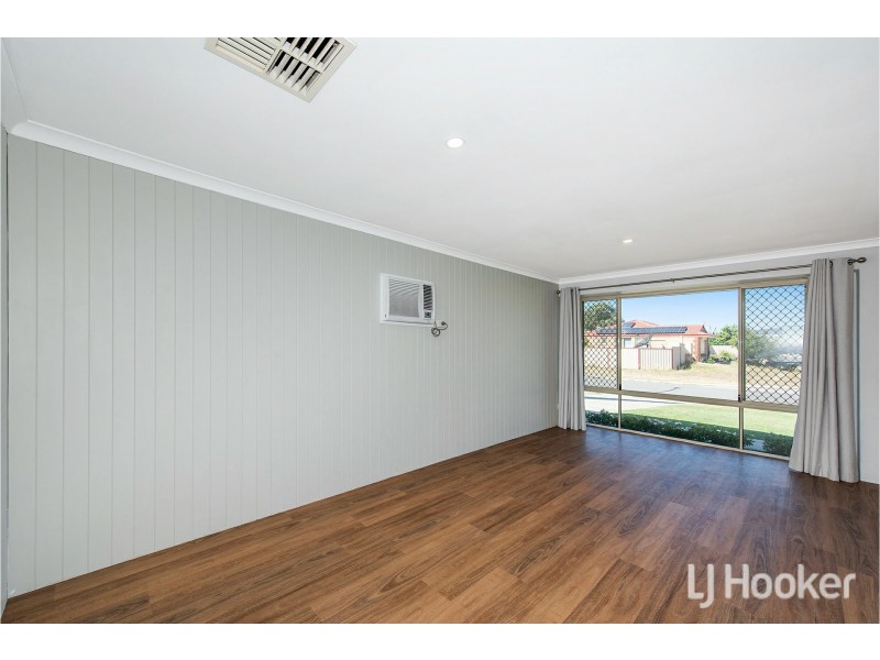 18 Phoenix Drive, Kenwick WA 6107