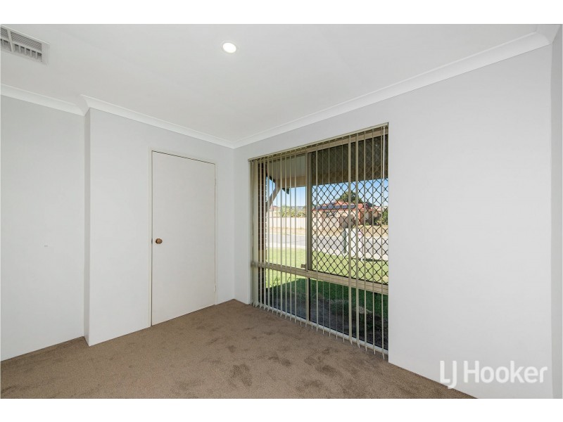 18 Phoenix Drive, Kenwick WA 6107