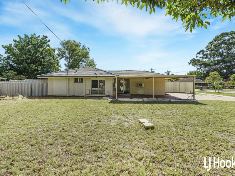 2 Ravensden Street, Thornlie WA 6108