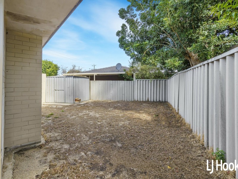 2 Ravensden Street, Thornlie WA 6108