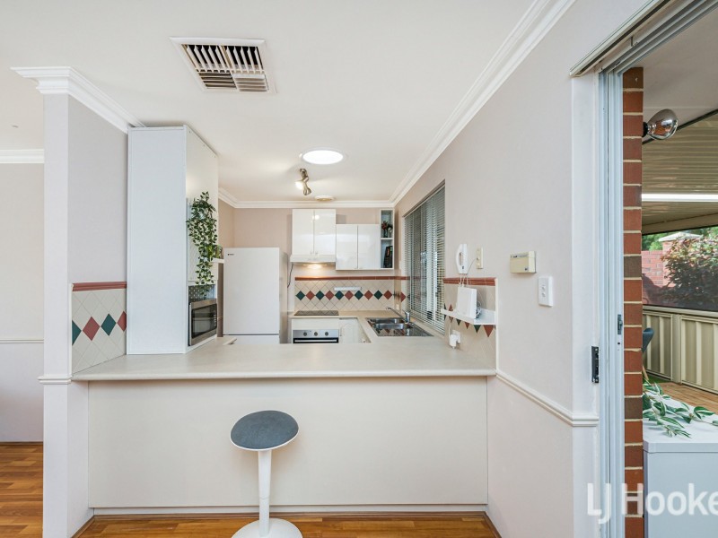 10/2 Glennis Close, Gosnells WA 6110