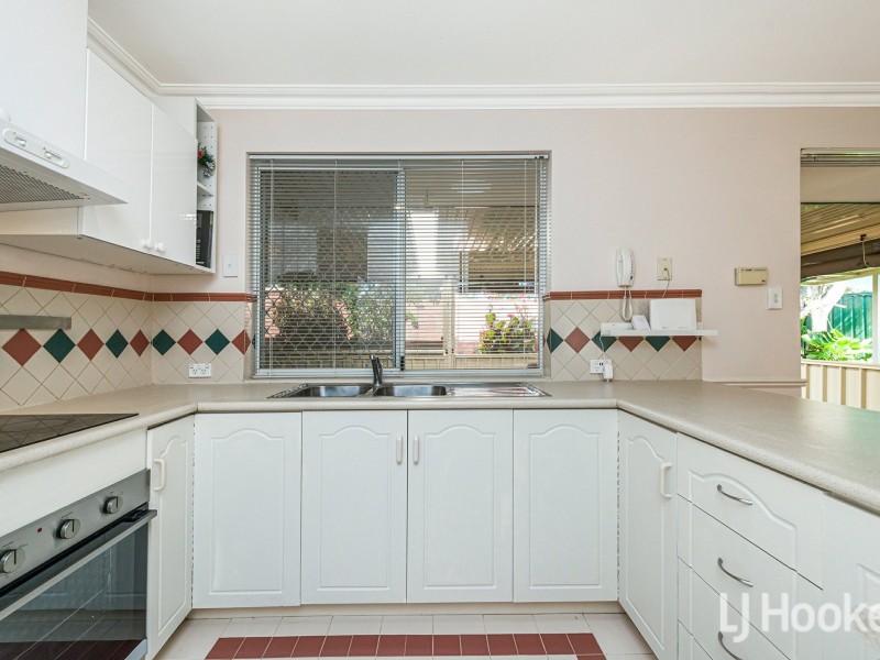 10/2 Glennis Close, Gosnells WA 6110