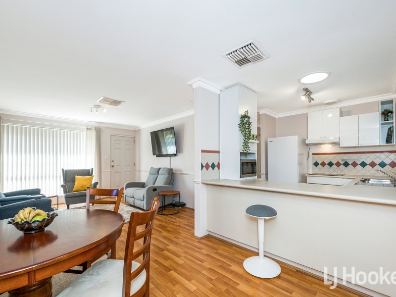 10/2 Glennis Close, Gosnells WA 6110