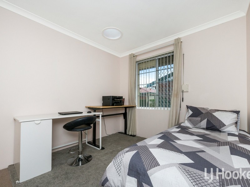 10/2 Glennis Close, Gosnells WA 6110