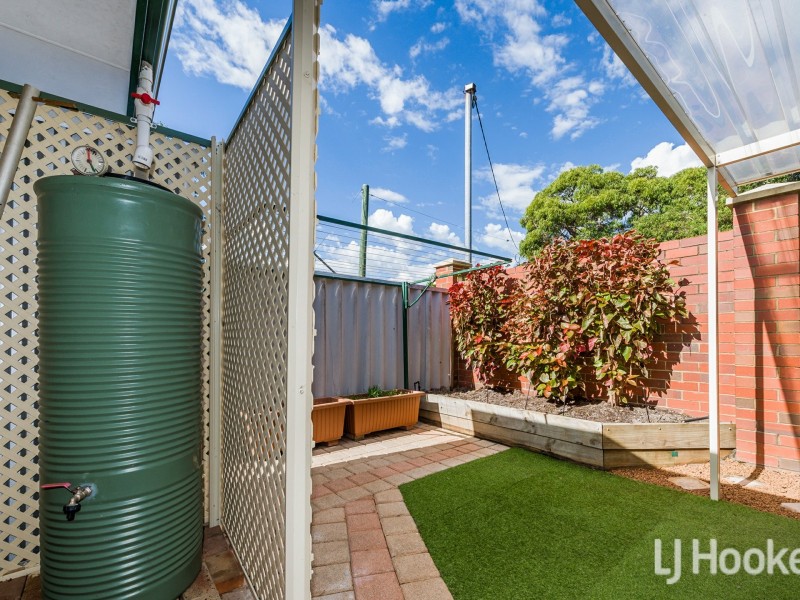 10/2 Glennis Close, Gosnells WA 6110