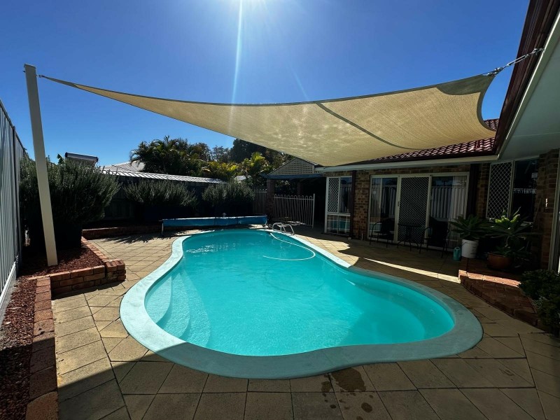 25 Discovery Drive, Thornlie WA 6108